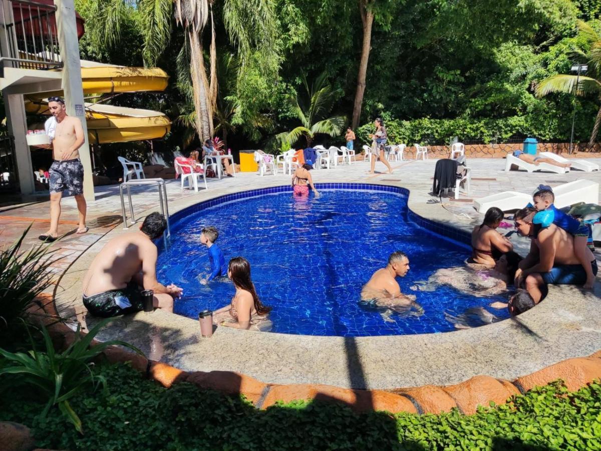 Golden Dolphin Grand Hotel Caldas Novas Buitenkant foto