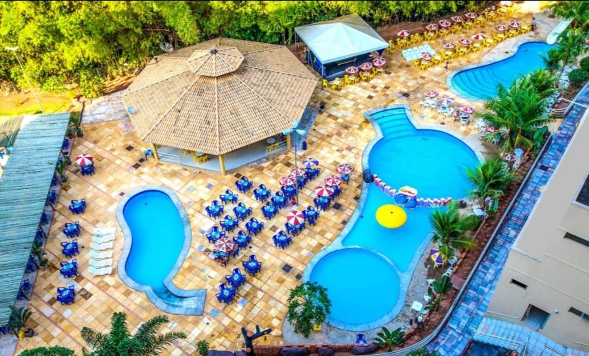 Golden Dolphin Grand Hotel Caldas Novas Buitenkant foto
